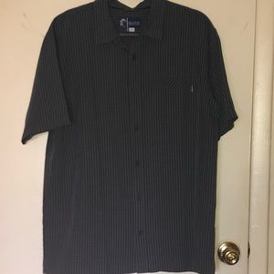 Jack O’Neil Short Sleeve Plaid Button Down. Large